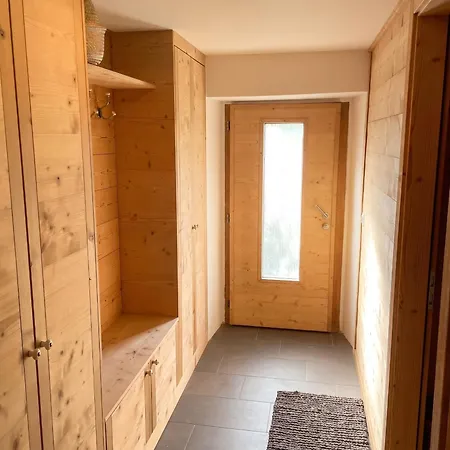With Mountain View In Mont-noble, 85 M² Appartamento *