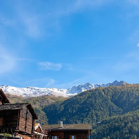 Appartamento With Mountain View In Mont-noble, 85 M²
